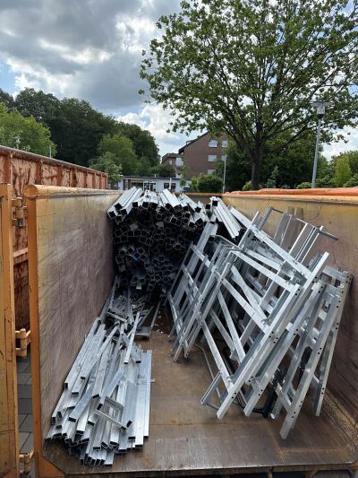 Entsorgung von Altmöblierung