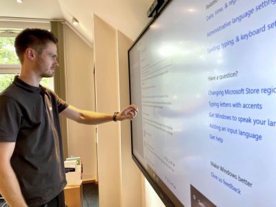 Medientechnikinstallation mit höchster Präzision