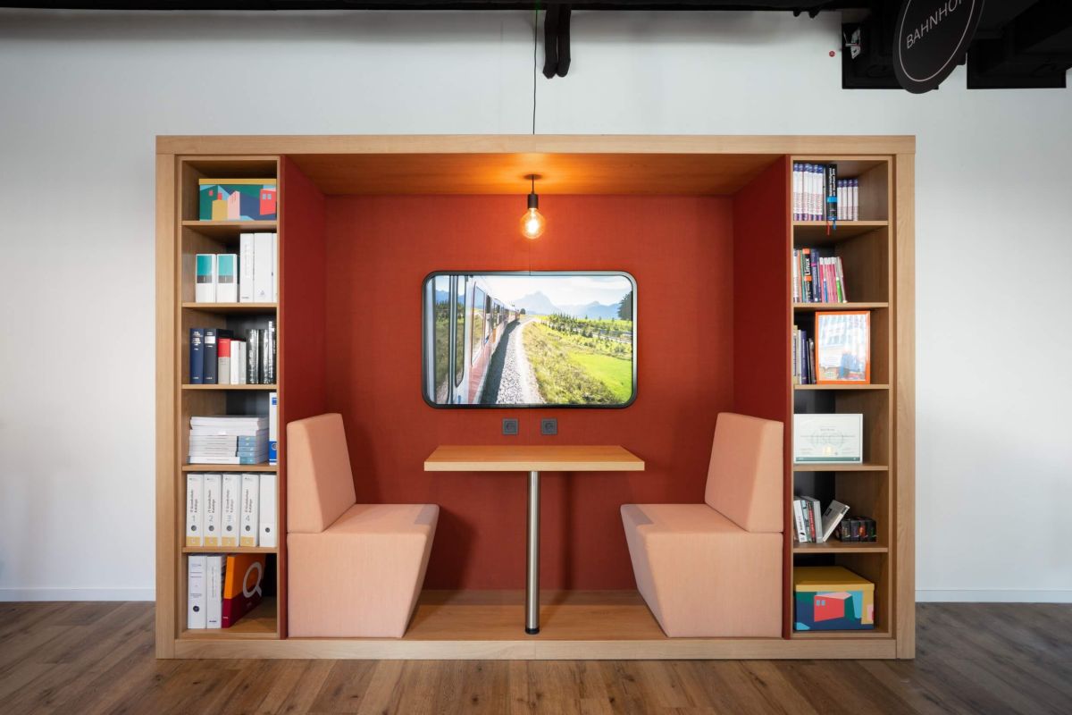 Fokusbereich auf offene Bürofläche