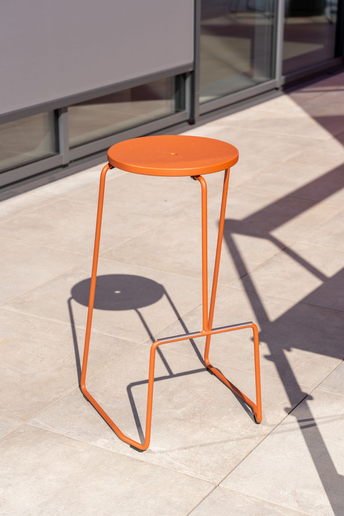 Stilvoller Barhocker in ansprechendem Design