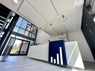 Akustikelmente zur Reduzierung der Nachhallzeit